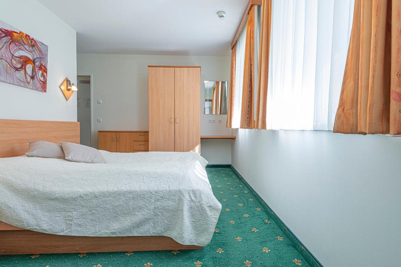 Aparthotel Schillerhof Bad Gastein Exterior photo